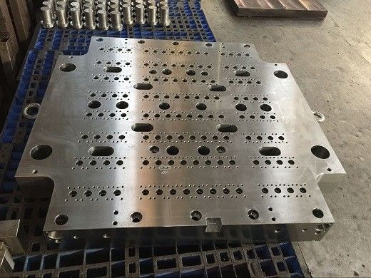 La base de molde plástica del casquillo S136h moldea la placa de acero